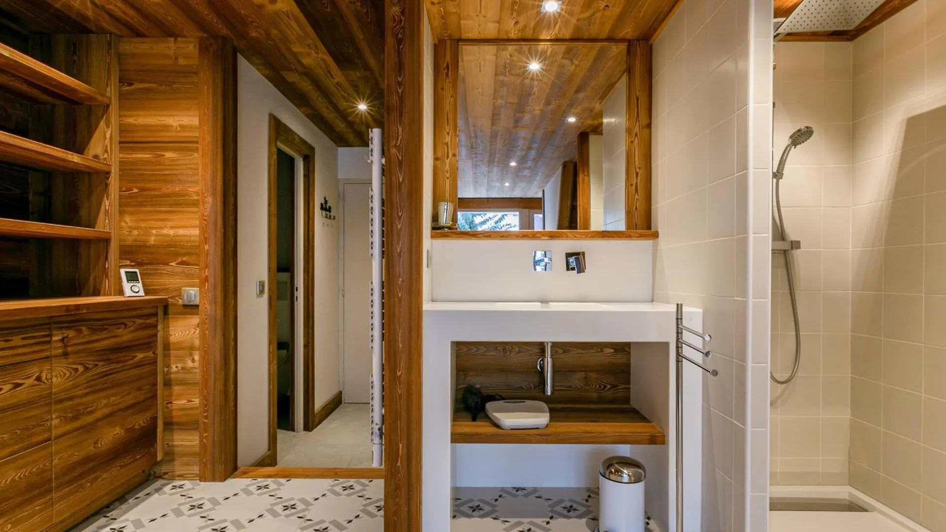 Spacieux Duplex 3P Avec Wifi Et Balcon Sud, Parking Inclus, Pres Des Pistes A Val-D'Isere - Fr-1-694-27